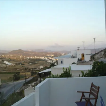 Apartahotel Agnanti Adamantas (Milos)