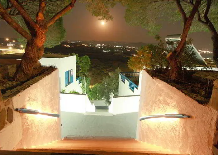 Agnanti 2* Adamantas (Milos)