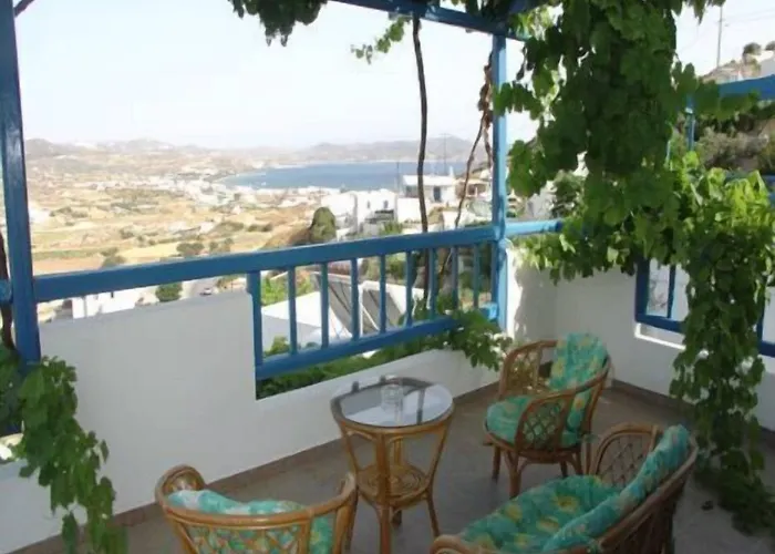 Agnanti 2* Adamantas (Milos)