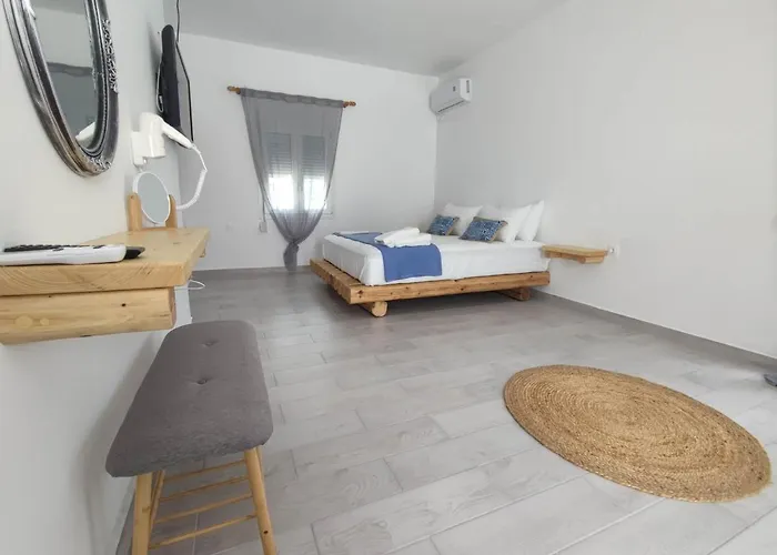 Agnanti 2* Adamantas (Milos)