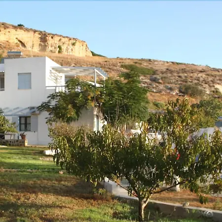 Agnanti 2* Adamantas (Milos)