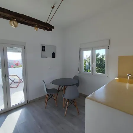 Agnanti Lejlighedshotel Adamantas