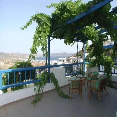 Agnanti Aparthotel Adamantas (Milos)
