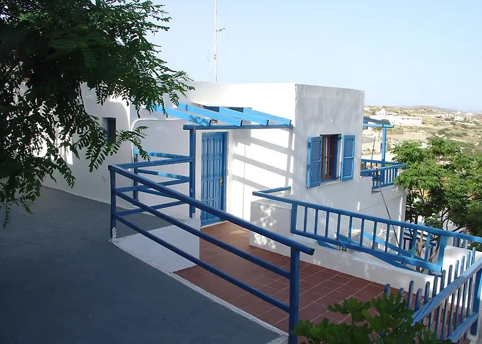 Agnanti Adamantas (Milos)