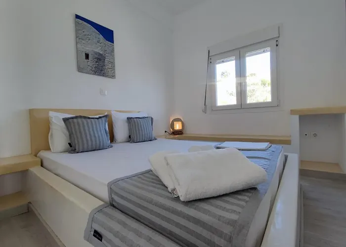 Agnanti 2* Adamantas (Milos)